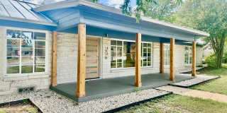 4406 Airport Blvd Gallery 1