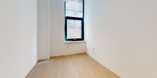 Imprint Gallery 68