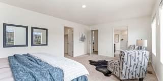 6818 Gateway Crossing Street Gallery 20