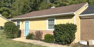 Ranch-style 2BD/2BA townhome in quiet neighborhood in Garner! Gallery 1