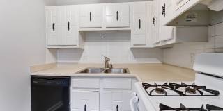 Candlelite Apartments Gallery 74