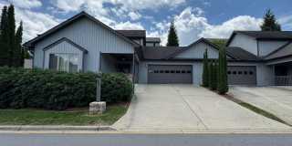 Weaverville - Well Kept Townhome with Flex Space Gallery 1