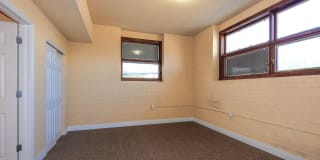 Madison Avenue Apartments Gallery 18