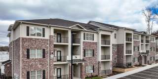 Farragut Junction Apartments Gallery 36