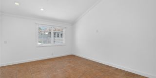 415 Heliotrope Avenue 1/2 Gallery 7