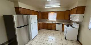 171 W. Patterson Ave. Gallery 8