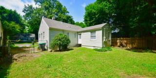 Charming updated 3 bed, 1 bath home near Midtown and Pink Palace. Gallery 19