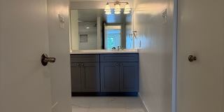 2111 Wisconsin Avenue NW, Unit 319 Gallery 12