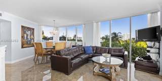 18671 Collins Ave Gallery 18