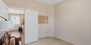 881 S Porter Gallery 20