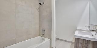 4208 NE 7th Terrace Gallery 27