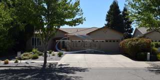 4 bedroom, 3 bath house with den/office Gallery 1