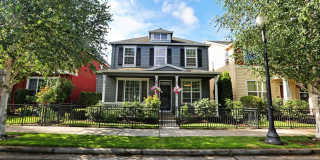 Bright  Beautiful Updated 3 bed, 2.5 Home in Hillsboro Orenco Gardens! Plus Den on main level Gallery 1