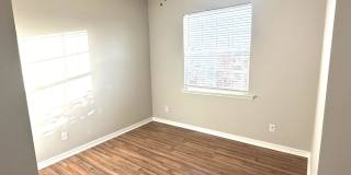 Available Mid April!! NW CAPE CORAL 3 BEDROOM 2 BATHROOM 2 CAR GARGAGE Gallery 6