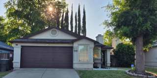 Great 3 Bedroom 2 Bath in Antelope Gallery 1
