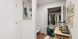 Dexter Lake Union Gallery 17