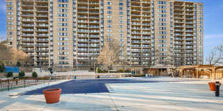 5500 HOLMES RUN Parkway unit: 703 Gallery 8