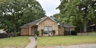 COMING SOON FOR RENT! 3-2-2 Brick Home in Briarwood. Gallery 1