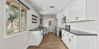 1229 E MANHATTON Drive Gallery 10