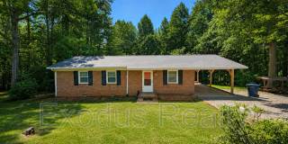 1600 Carr Creek Gallery 1