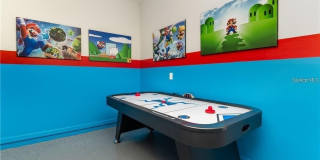 8923 ZURICH LANE Gallery 28