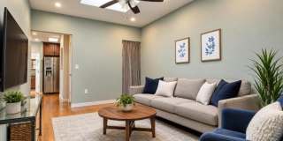 168 7th Ave Gallery 1