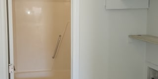 202 Selwyn Alley Gallery 30