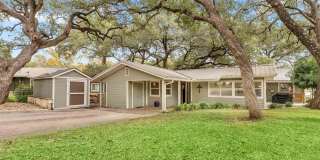 207 Elm Lodge Drive Gallery 1