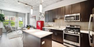 AMLI Lofts Gallery 31