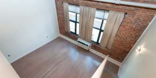 149 Water Street Gallery 10