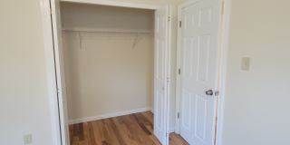 127 Carlisle St 2nd floor Gallery 19