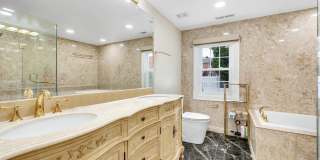 10904 GAINSBOROUGH Road Gallery 7