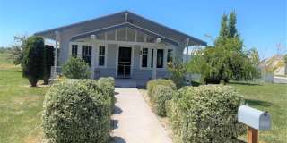 Charming 2 Bedroom 1 Bath House Gallery 1