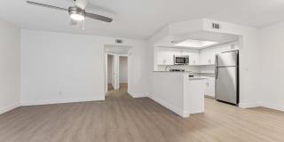 Brook Creek Apartments Gallery 15