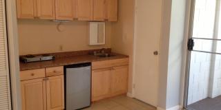 Charming Waikīkī Studio Minutes from the Beach – Prime Ala Wai Location Gallery 1