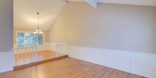 4Bd/2.5Ba Redmond Home Gallery 5