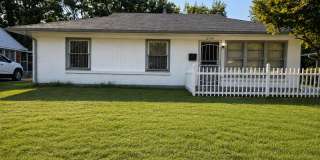 3 Bedroom, 1 Bathroom House with SUN ROOM! 3 Bedroom, 1 Bathroom House with SUN ROOM! Gallery 1