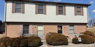 Blacksburg, 3 BR / 2.5 BA, Available September 11th Gallery 1
