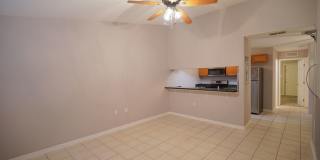 3 Bed / 3 Bath Condo in NW Gallery 6