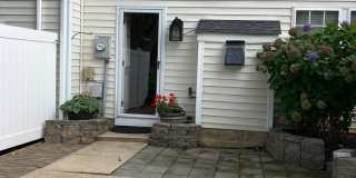 Beautiful 2/2.5 townhome in Cornelius Gallery 12