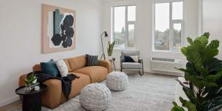 Verso Gallery 20