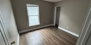 Newly Renovated 3BR/1BA Townhome located close to downtown Indy Gallery 9