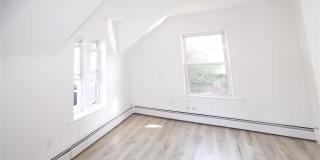 35 S Lawn Avenue Gallery 7