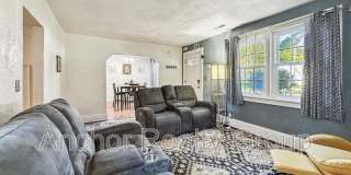 1839 Edgewood Avenue Gallery 53