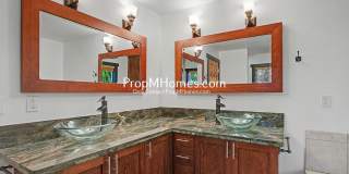 Unique Luxury Three Bedroom Home in Hallinan! Unique Luxury Three Bedroom Home in Hallinan! Gallery 14
