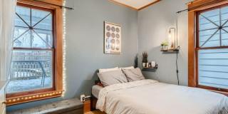 4 Bedroom SFH in MacGroveland! Close by Concordia and Macalester Gallery 17