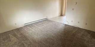 1 Bedroom 1 Bathroom at Hollywood Park Apartments Gallery 12
