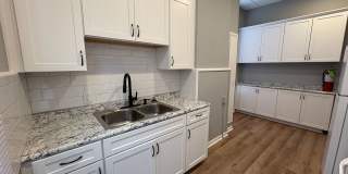 Spacious apartment in historic house! Gallery 7