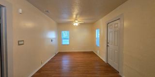 3/1 - Renovated Ranch-Style home minutes from Downtown Gallery 5