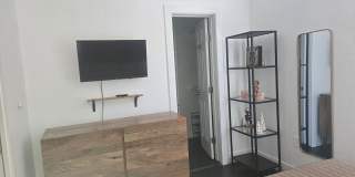 Beautiful Renovated Historical Home by Downtown SA! Gallery 22